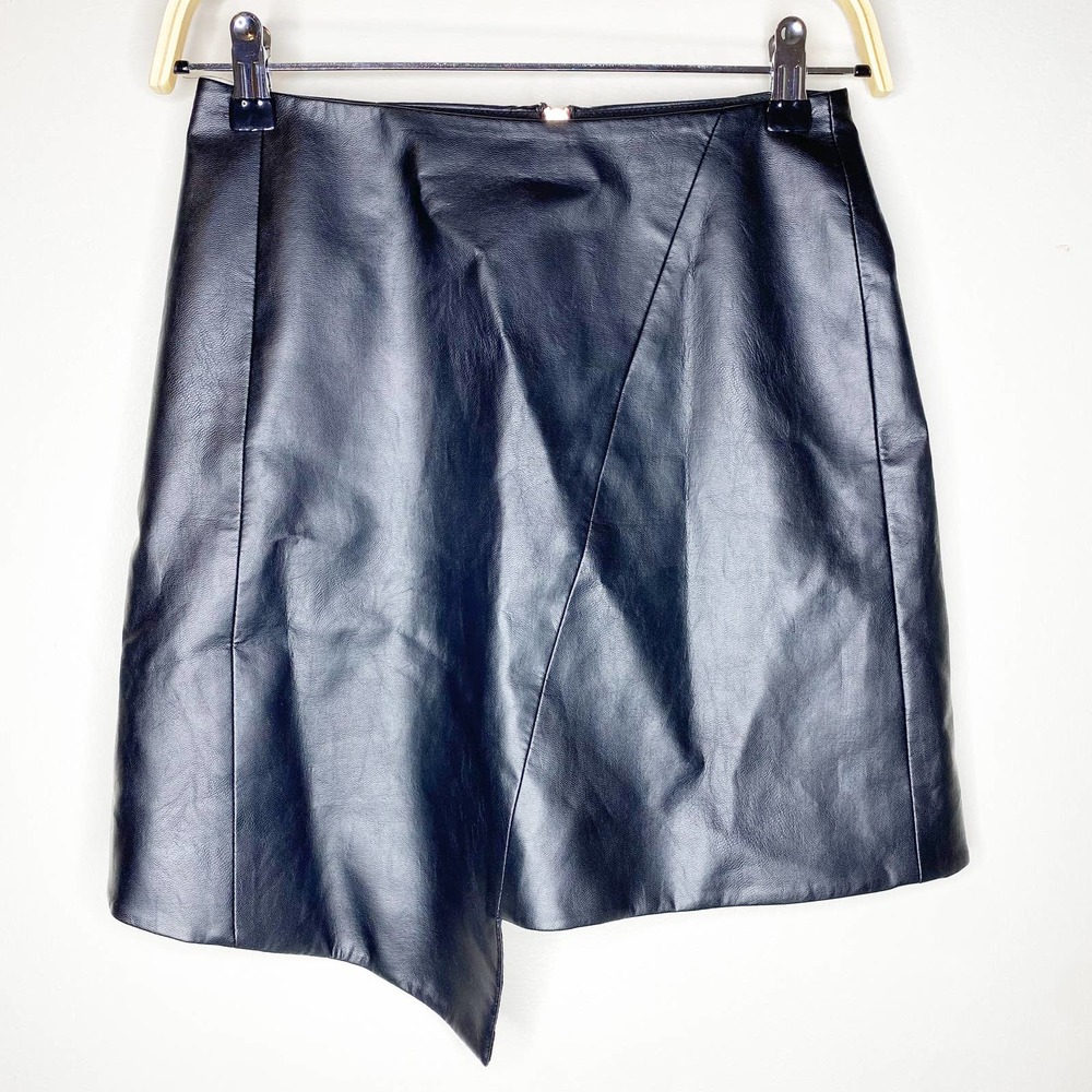 Ted Baker Women's Vegan Leather Asymmetrical Mini Skirt Black Size 0